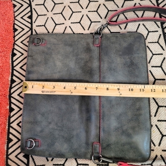 FRITZI AUS PREUBEN GRAY CLUTCH CROSSBODY SHOULDER BAG, W HOT PINK TRIM - Picture 9 of 10